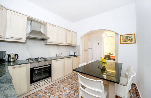 Seabreeze Townhouse Sliema