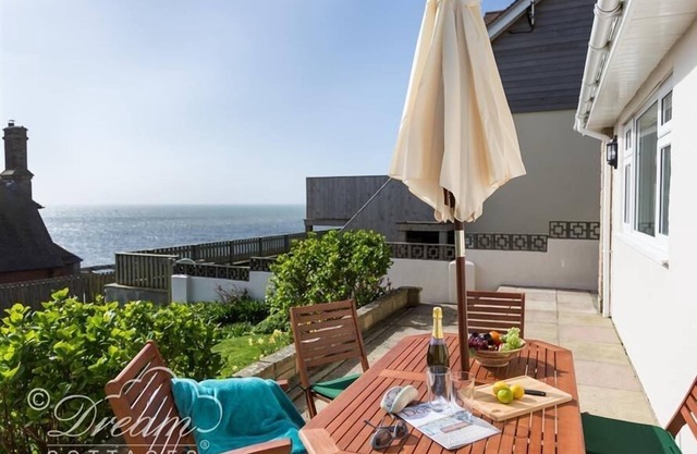 SEACLIFF, admite mascotas, con un jardín en West Bay, Ref 994629