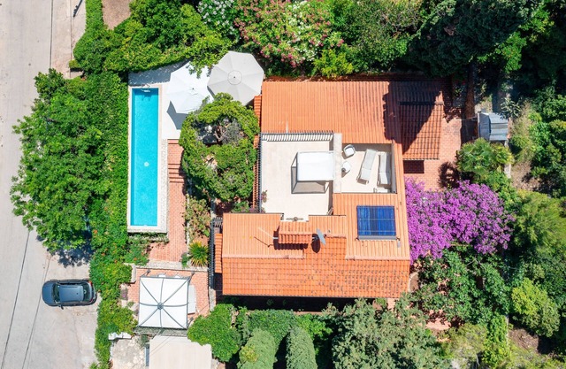 Casa familiar con piscina junto al mar Jelsa, Hvar (K-23760)