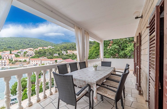 Casa de vacaciones junto al mar Brna, Korcula (K-19219)