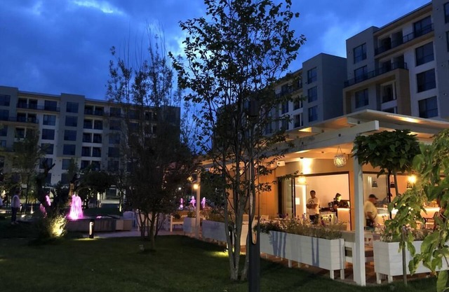 Seaside Mamaia