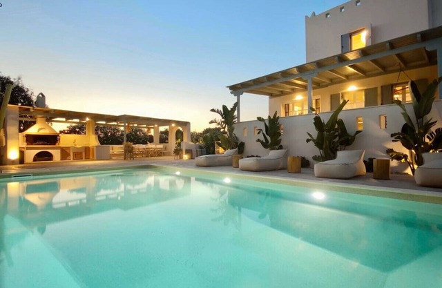 Seaside Naxos Villa Ariadne con piscina privada 4 BDR / 3 BAÑOS en Plaka Beach