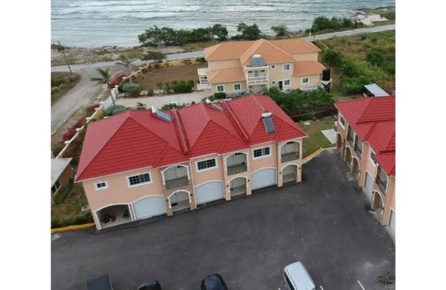 Seaside Townhouse