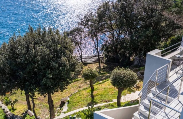 Villa frente al mar ideal para familia o amigos. Acceso privado al mar!