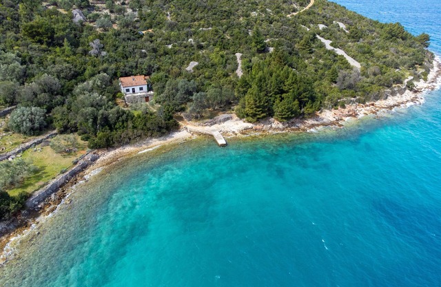 Casa de pescador para vacaciones junto al mar Zman, Dugi otok (K-19000)