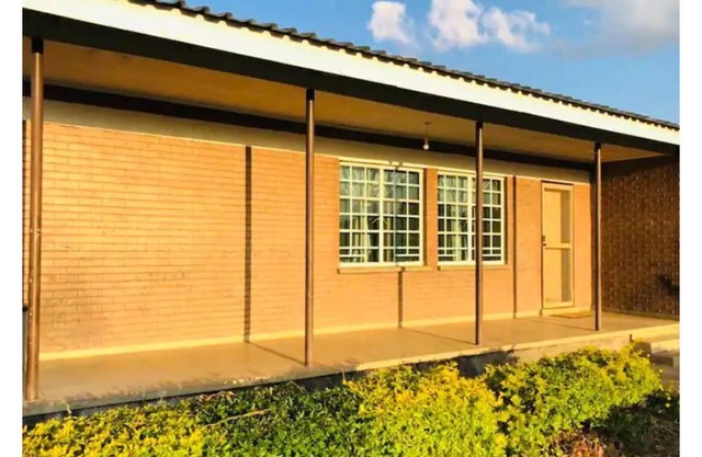 Secure, lovely 2 bedroom apartment in Lilongwe.
