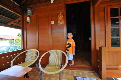 Sekinchan 231 VA Chalet
