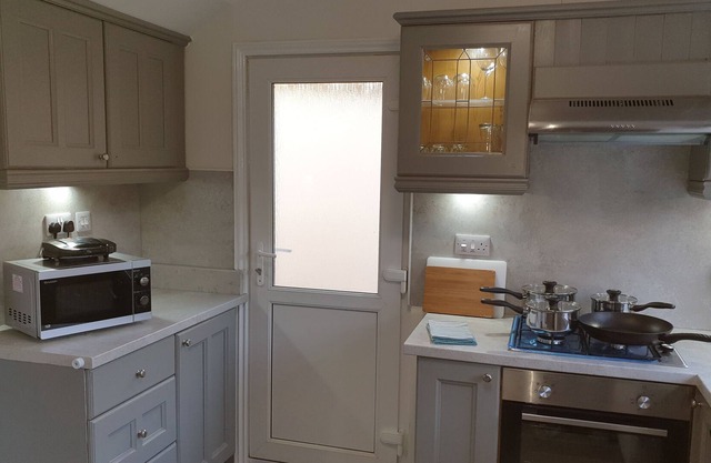 Prístino, sin servicio de comidas, casa completa, 6 camas, Corby