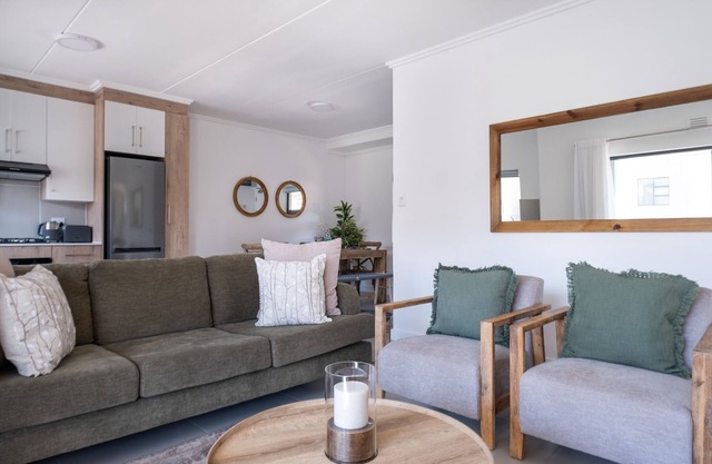 Self Catering Ballito Apt | Pool | Gym