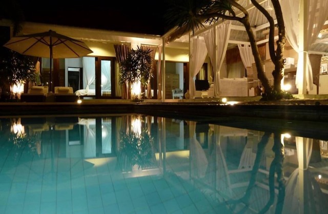 Seminyak Bali - La Dolce Villa Bali: 6-7pers piscina. - Zona muy tranquila en el corazón de la vida