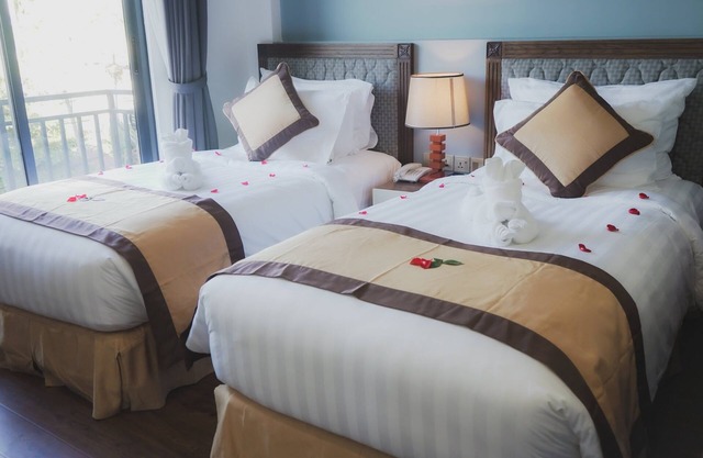 Sen Yangon Lakeview Hotel