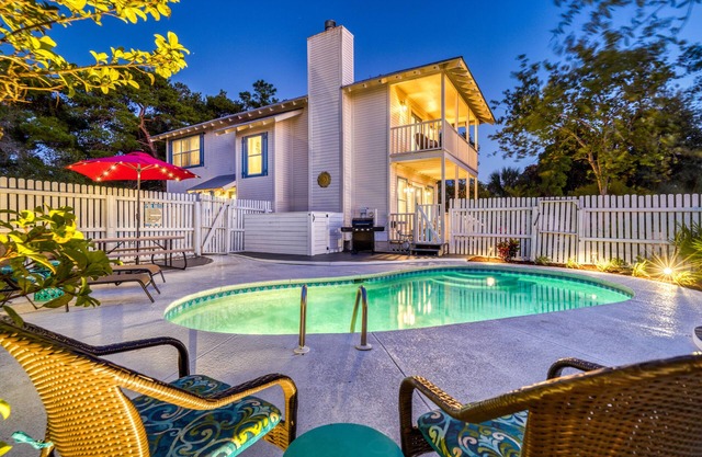 PrivatePool*Close2Beach*BeachSvc+XtraGear*FirePit