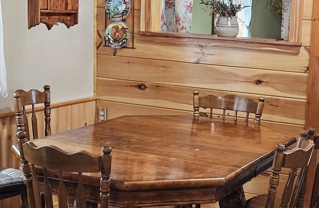 Serene & comforting - Dogwood Cottage Awaits "you n yours!" Welcome!