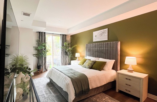 Serene Unit in the Heart of Encino w/ W/D & Fitness Center