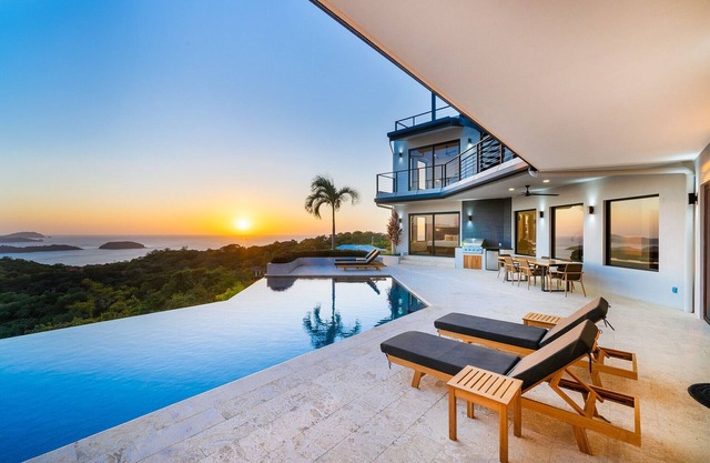 Special Bonus until Aug – Potrero Oceanview Villa - Villa Vista Pacifico