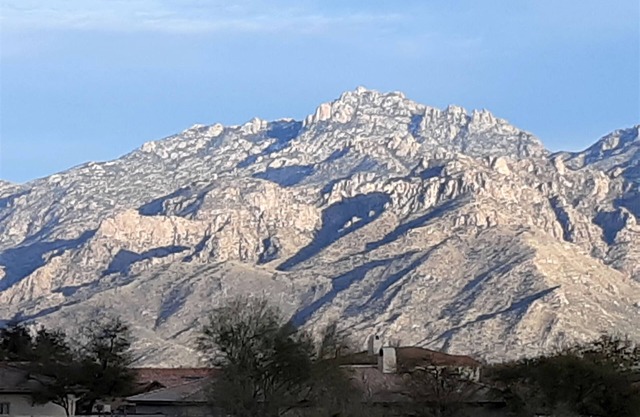 Serenity in the “Valley of Gold” / Glorious Mountain Views / SUMMER RATES!