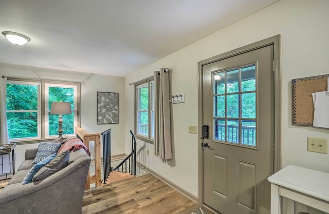 'serenity' Waynesville Home w/ Deck & Fire Pit!