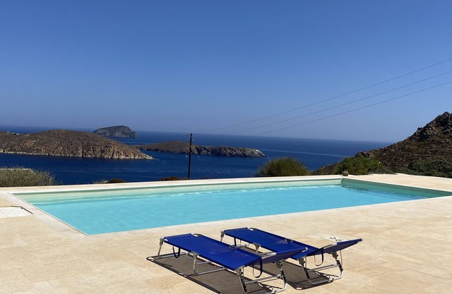 An Amazing Stone Villa-B in Serifos