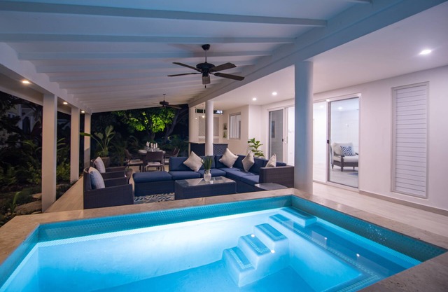 Espectacular villa de 2 dormitorios frente al mar Villa 2 en Chukka Cove