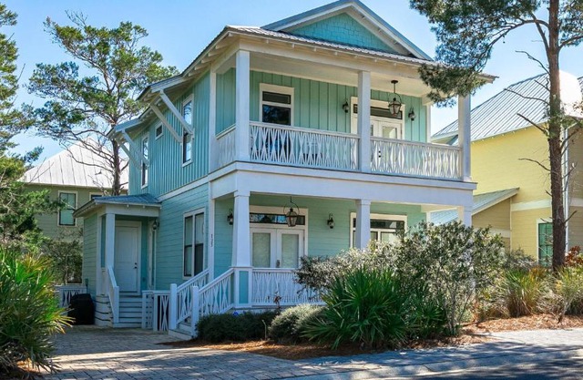 Shades of Blue - Beautiful 4 bedroom home in Blue Mountain Beach