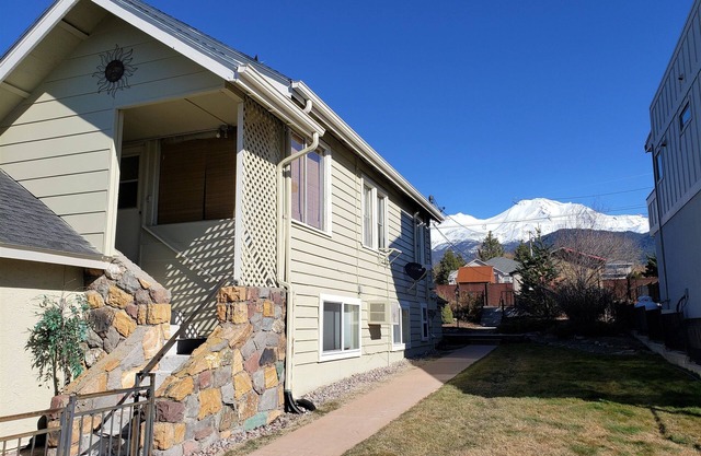 ** ¡LA MEJOR OFERTA DE VRBO! Mt Shasta View, Pet Ok, cerca de las tiendas de cristal del centro