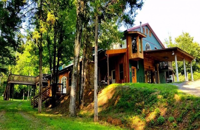 Shire Suite at White Lotus Eco Spa Retreat