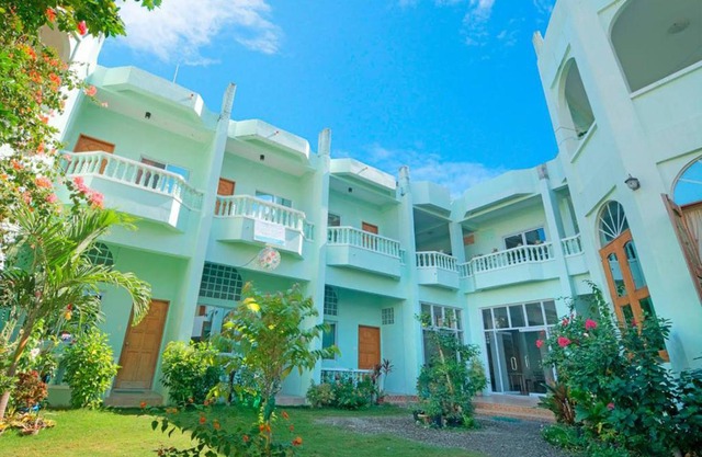 Shorebreak Boracay Resort