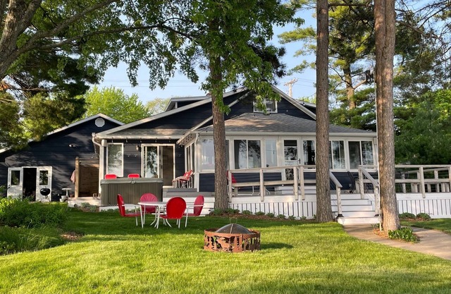 Silver Lake cottage - casa histórica renovada - familia, deportes acuáticos y pesca