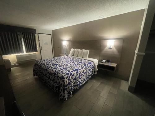SimpleStay Suites - Downtown San Bernardino
