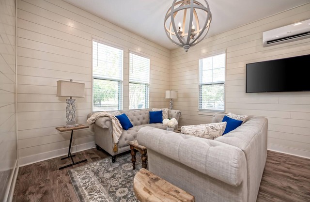 Simplicity House 3 Ensuites Walk Silos Baylor McLane Shopping w/Secure Parking