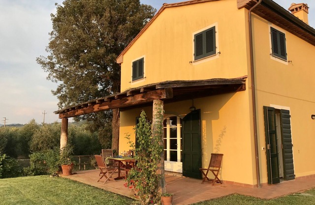 Villa individual con piscina en la ruta del vino Bolgheri.