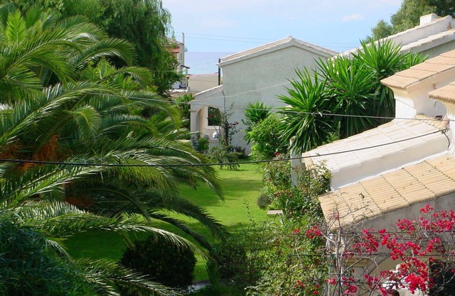 SIRIOS VILLAS υτόνομες παραθαλάσσιες βίλες