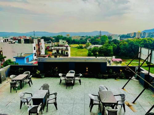 Sitara Stays Aura Residency