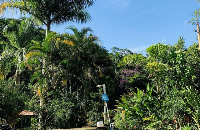 Sitio con 3 dormitorios y piscina. Lugar completo para familiares y amigos.