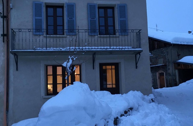 Esquiar en una casa francesa de lujo a 800 metros del remonte principal, orientación sur, vistas