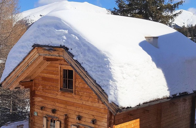 Acogedor chalet de madera independiente en Turracherhöhe / Styria