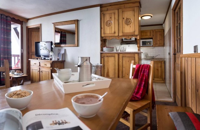 100m del centro estación, fitness, balcón, tv, local para esquís, 49m², Val Thorens