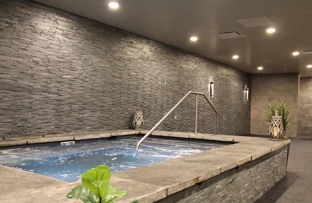 Ski in ski out, luxurious resort