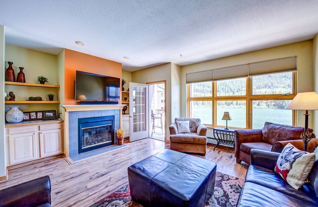 Picture Perfect Mountain & Lake Views - Shuttle / Keystone Lake / Convention Center