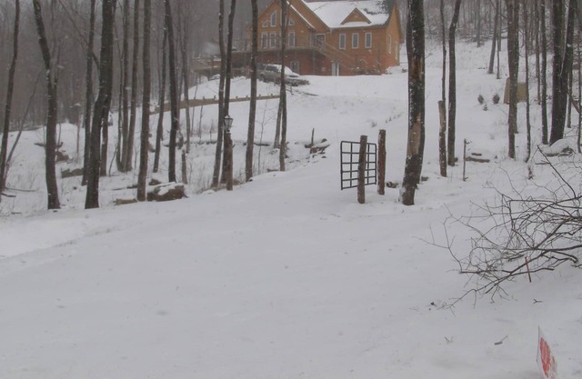 TARIFAS DE VERANO !!! ¡CERCA DE RAVEN GOLF COURSE, CASS RAILROAD Y SNOWSHOE RESORT!