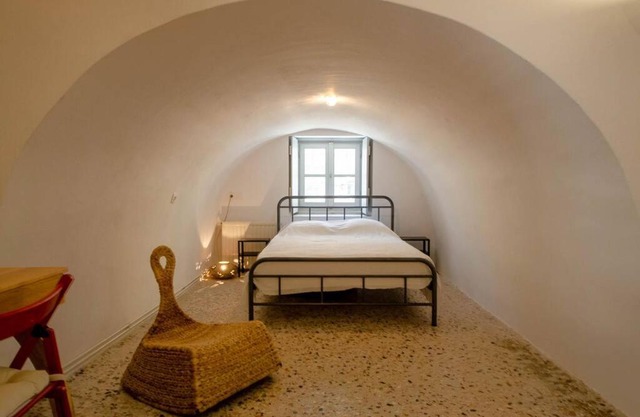 Skounas Home