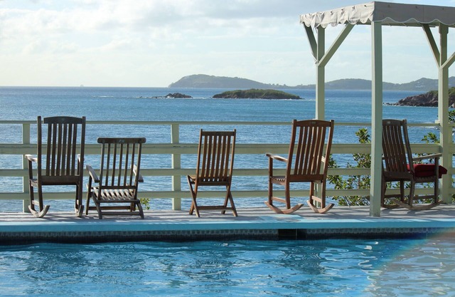 Justo en el agua! Slice of Paradise.