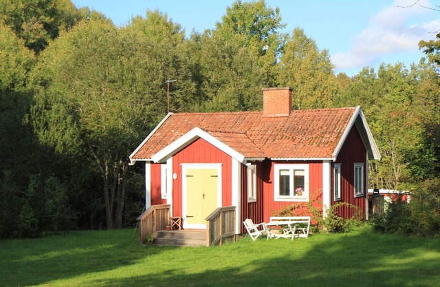 Pequeña casa de campo en el sur de Stone Lake, Nueva 3 mil al norte de Karlskrona