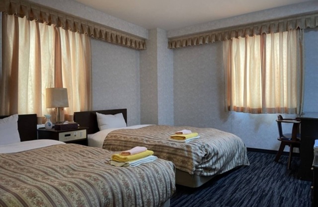 Smoking room Twin room free breakfast buffet / Gamo-gun Shiga