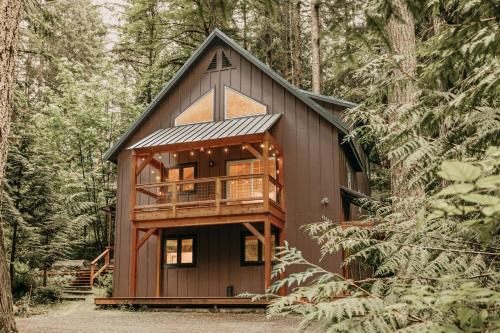 Snowline Cabin 69 - An Elegant Country Home Sleeps 8