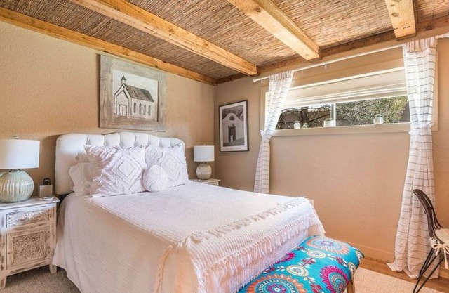 Asi que. Capitolio área pintoresca casita DISPONIBLE para alquilar! Caminar a Railyard y Plaza