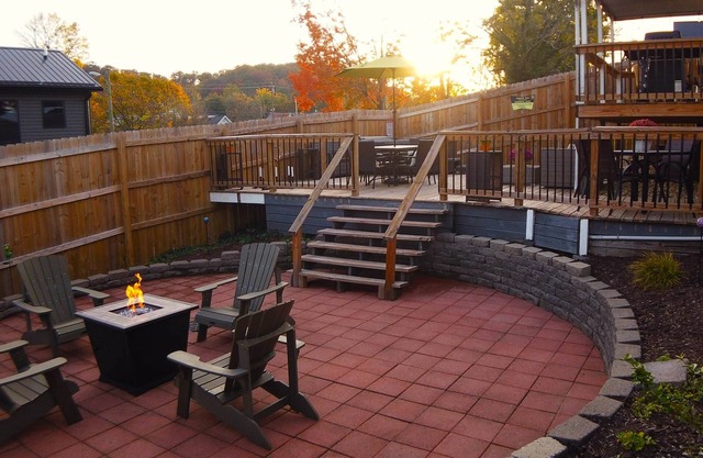 Bristol Abode-State St, Hot Tub, Firepit, Casino