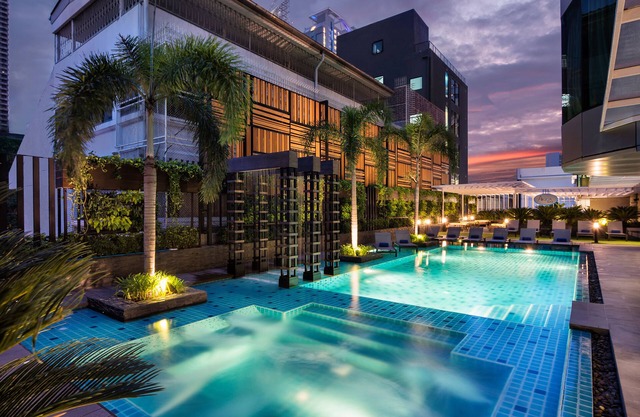 Solitaire Bangkok Sukhumvit 11