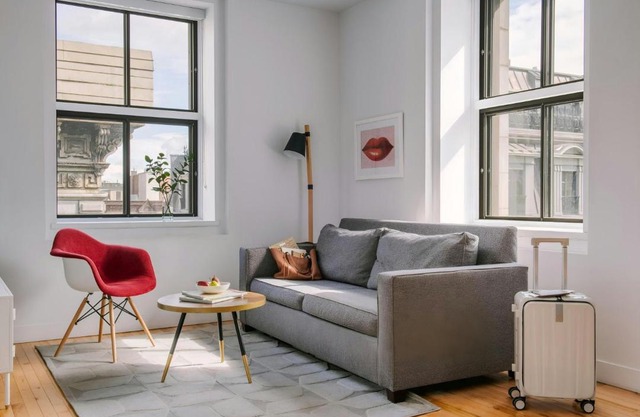 Sonder by Marriott Bonvoy Le Victoria Apartments Old Montreal
