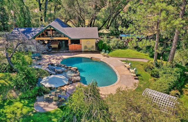 ¡NUEVO! Sonora Home en 10 Resort Acres con piscina compartida!